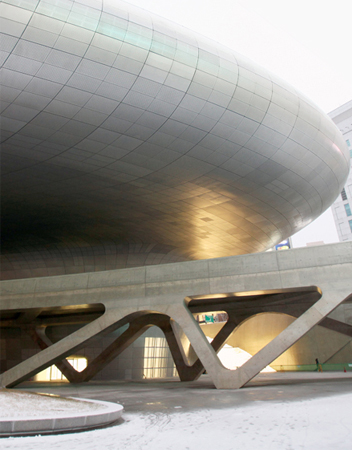 Dongdaemun Design Park Plaza . Zaha Hadid . Seoul . South Korea